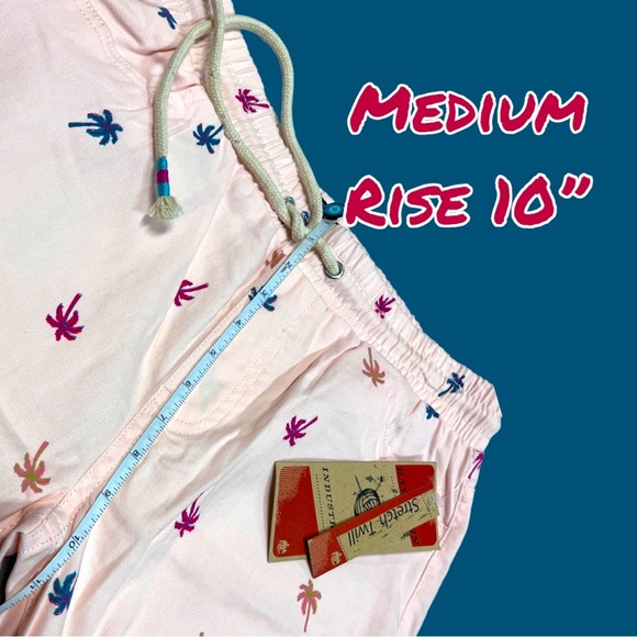 πHOST PICKπ NWT Raw Yarn π§Ά Industries Palm Tree π΄ Shorts. Various Sizes - Picture 9 of 14